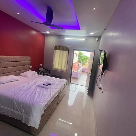 Hotel Aero One Карнул Екстер'єр фото